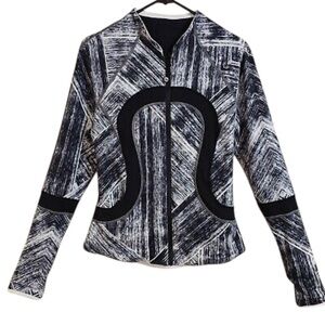 Lululemon Find your Bliss reversible jacket Mesh Stretch long sleeve women’s 8
